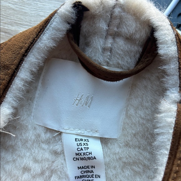 H&M PILE-LINED JACKET SIZE XS - Picture 4 of 8